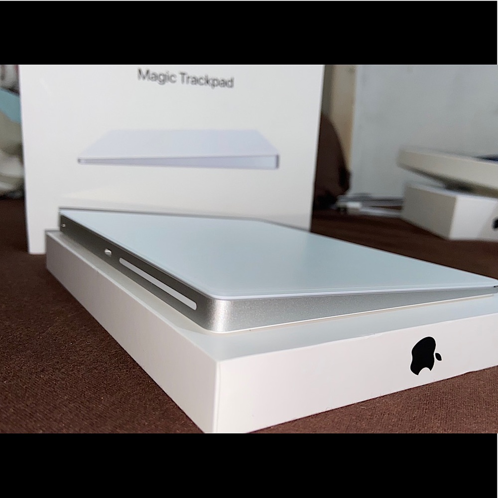 Magic Trackpad - Picture 3 of 4
